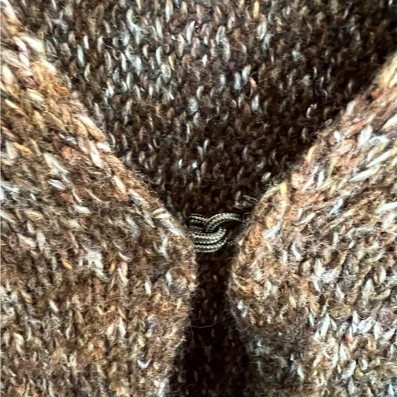 Cabi One Size Tweed Brown Ruffle Hem Shawl Sweater Poncho Cottagecore Cozy Cabin - Picture 4 of 6